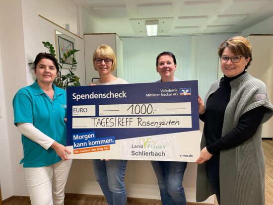 Ortsverein Schlierbach Übergabe Spendenscheck