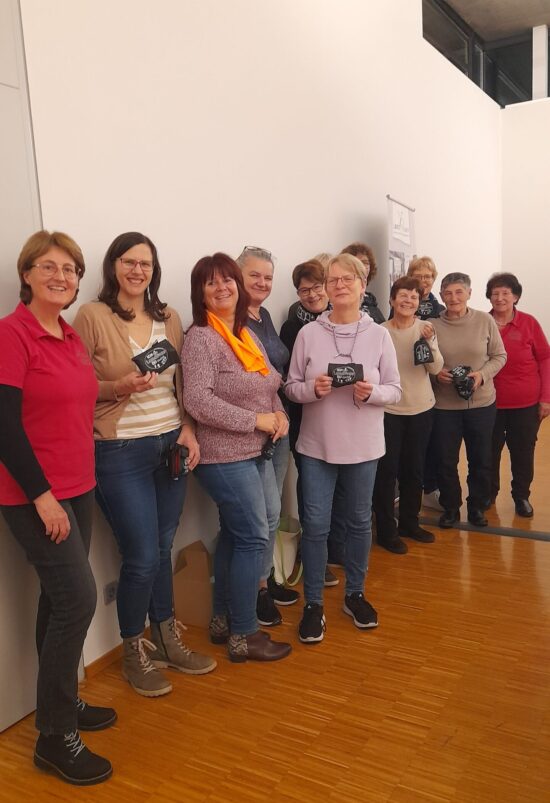 Kühlhandtücher für neu gewonnene Mitglieder