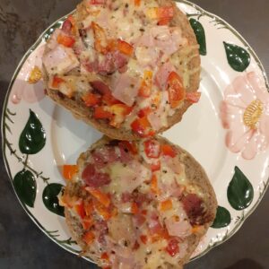 Pizzabrötchen oder „Schwäbische Pizza“