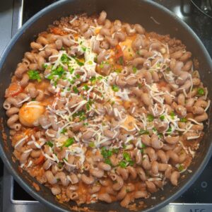 Nudel-Hack-Pfanne für 4 Personen